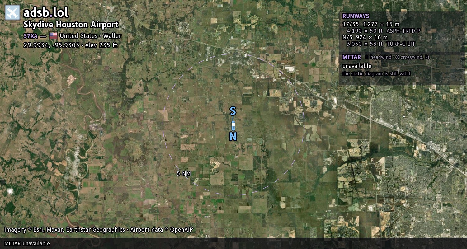 Satellite map with the runway layout of Skydive Houston Airport (37XA)