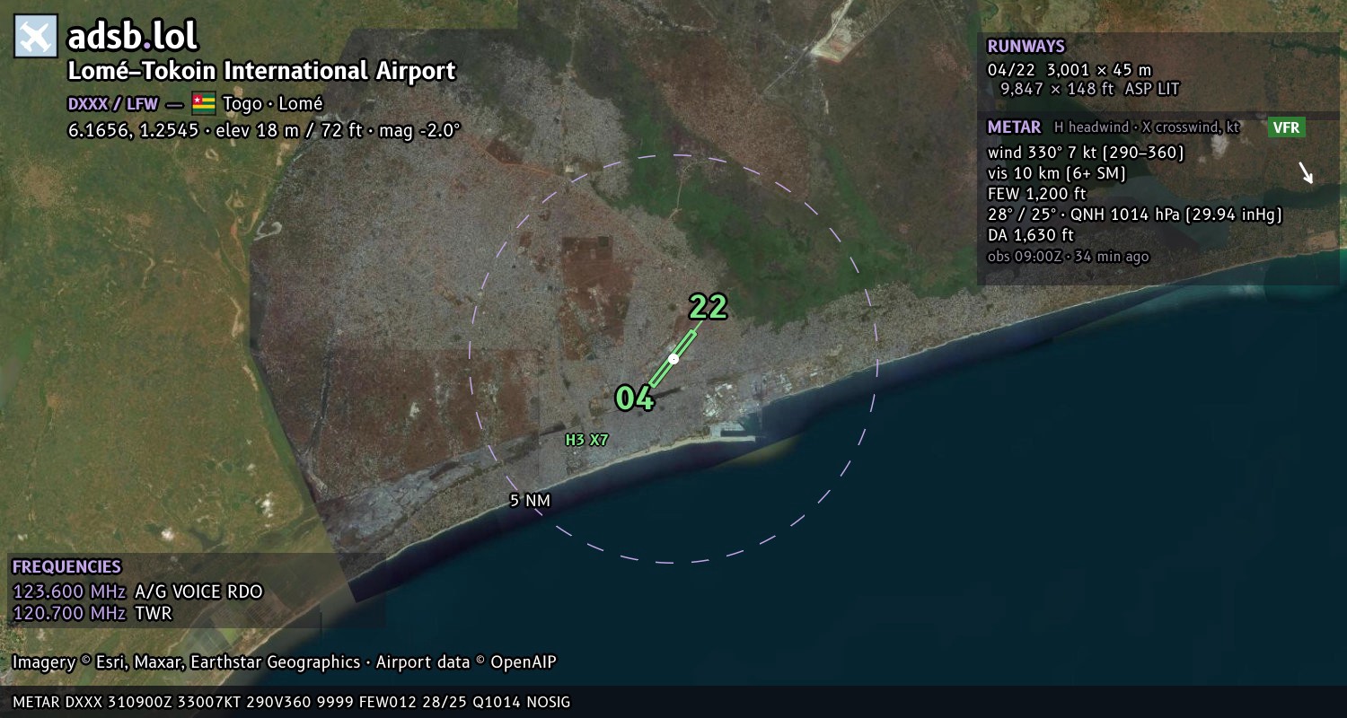 Satellite map with the runway layout of Lomé–Tokoin International Airport (DXXX)