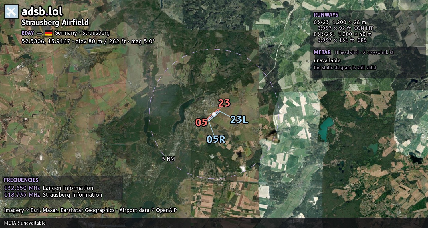 Satellite map with the runway layout of Strausberg Airfield (EDAY)