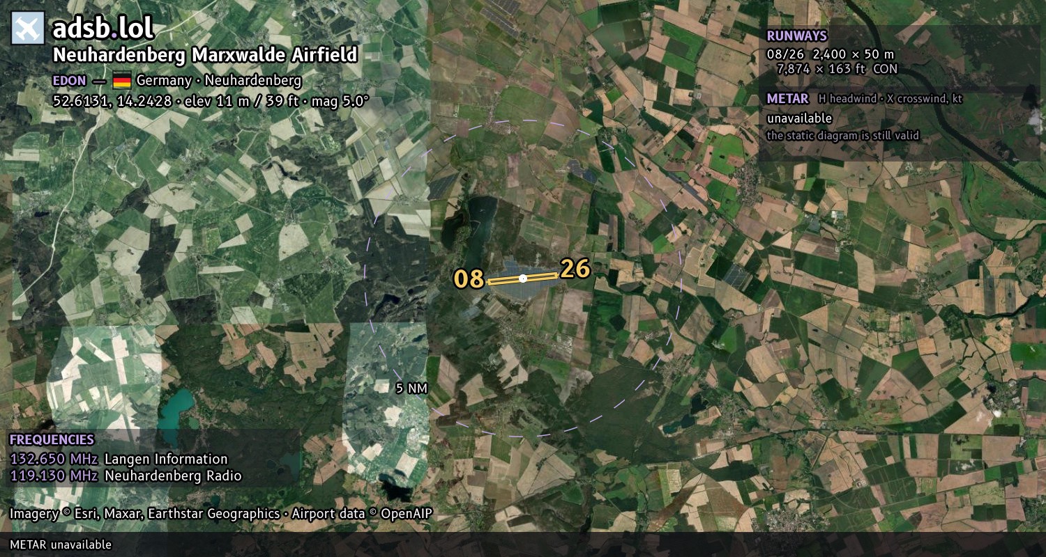 Satellite map with the runway layout of Neuhardenberg Marxwalde Airfield (EDON)