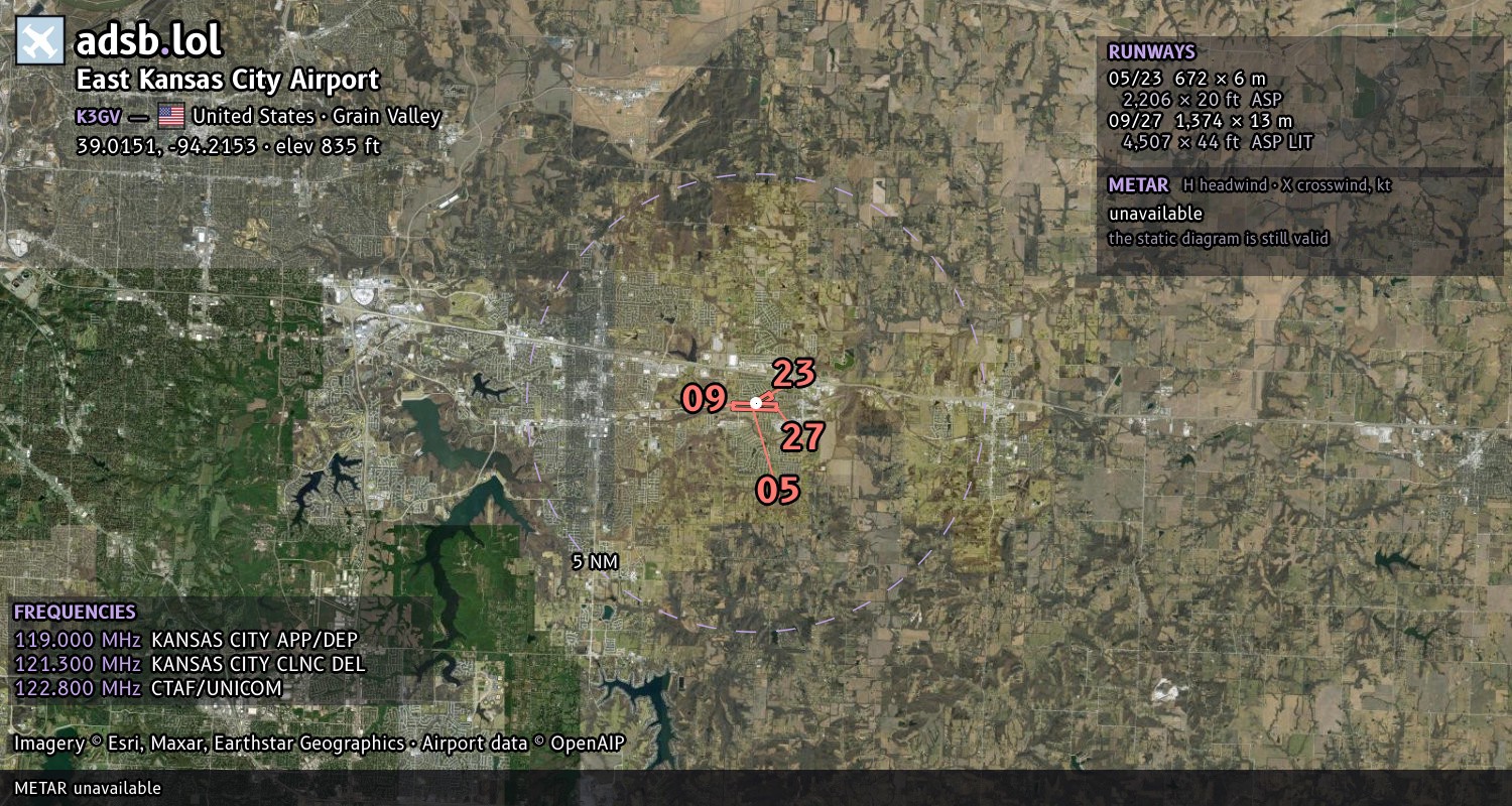Satellite map with the runway layout of East Kansas City Airport (K3GV)