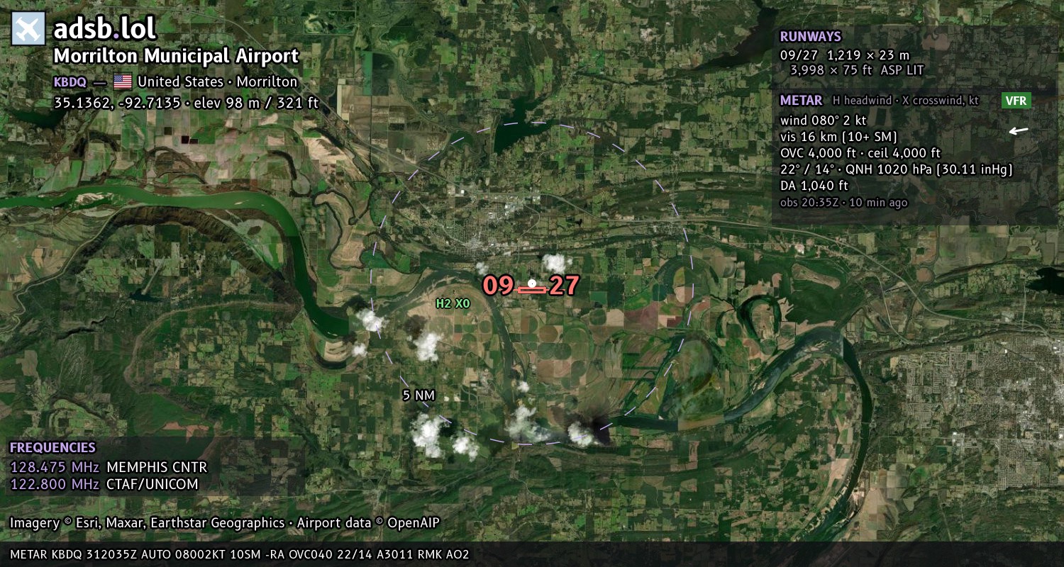 Satellite map with the runway layout of Morrilton Municipal Airport (KBDQ)