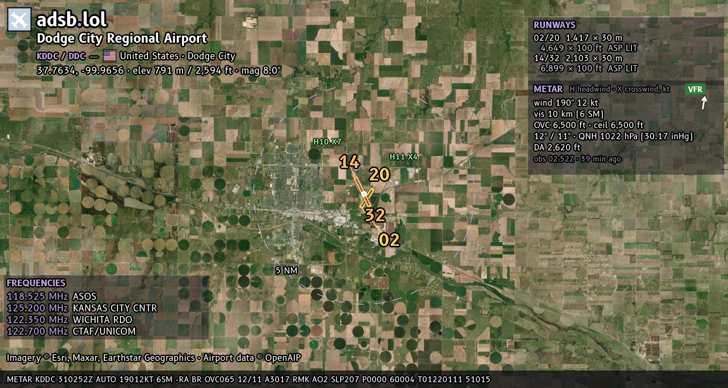 Satellite map with the runway layout of Dodge City Regional Airport (KDDC)