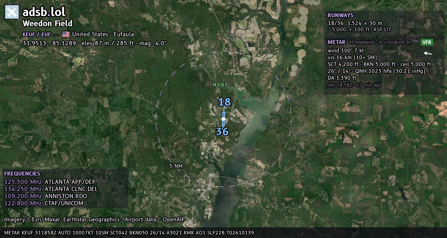 Satellite map with the runway layout of Weedon Field (KEUF)