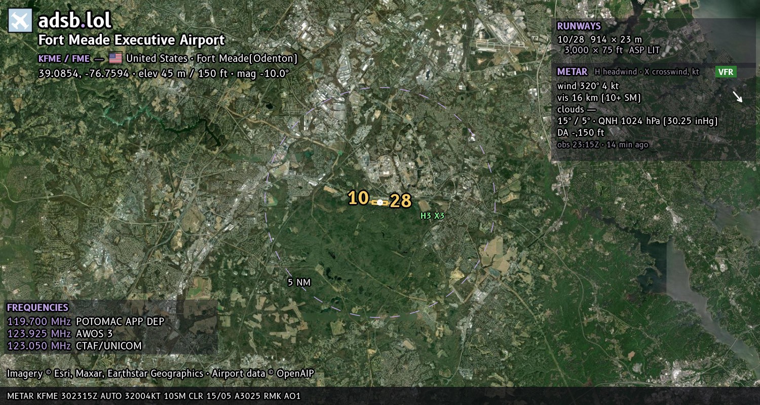 Satellite map with the runway layout of Fort Meade Executive Airport (KFME)