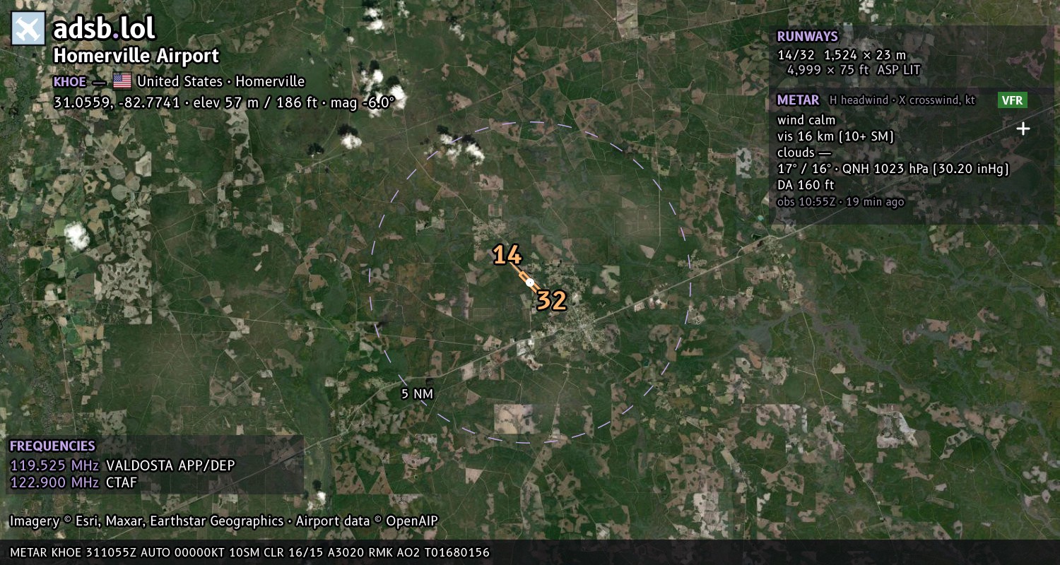 Satellite map with the runway layout of Homerville Airport (KHOE)