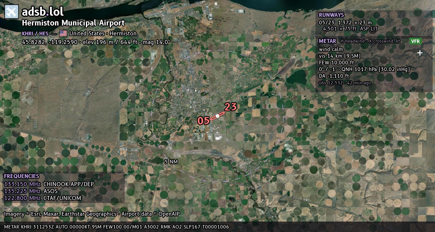 Satellite map with the runway layout of Hermiston Municipal Airport (KHRI)