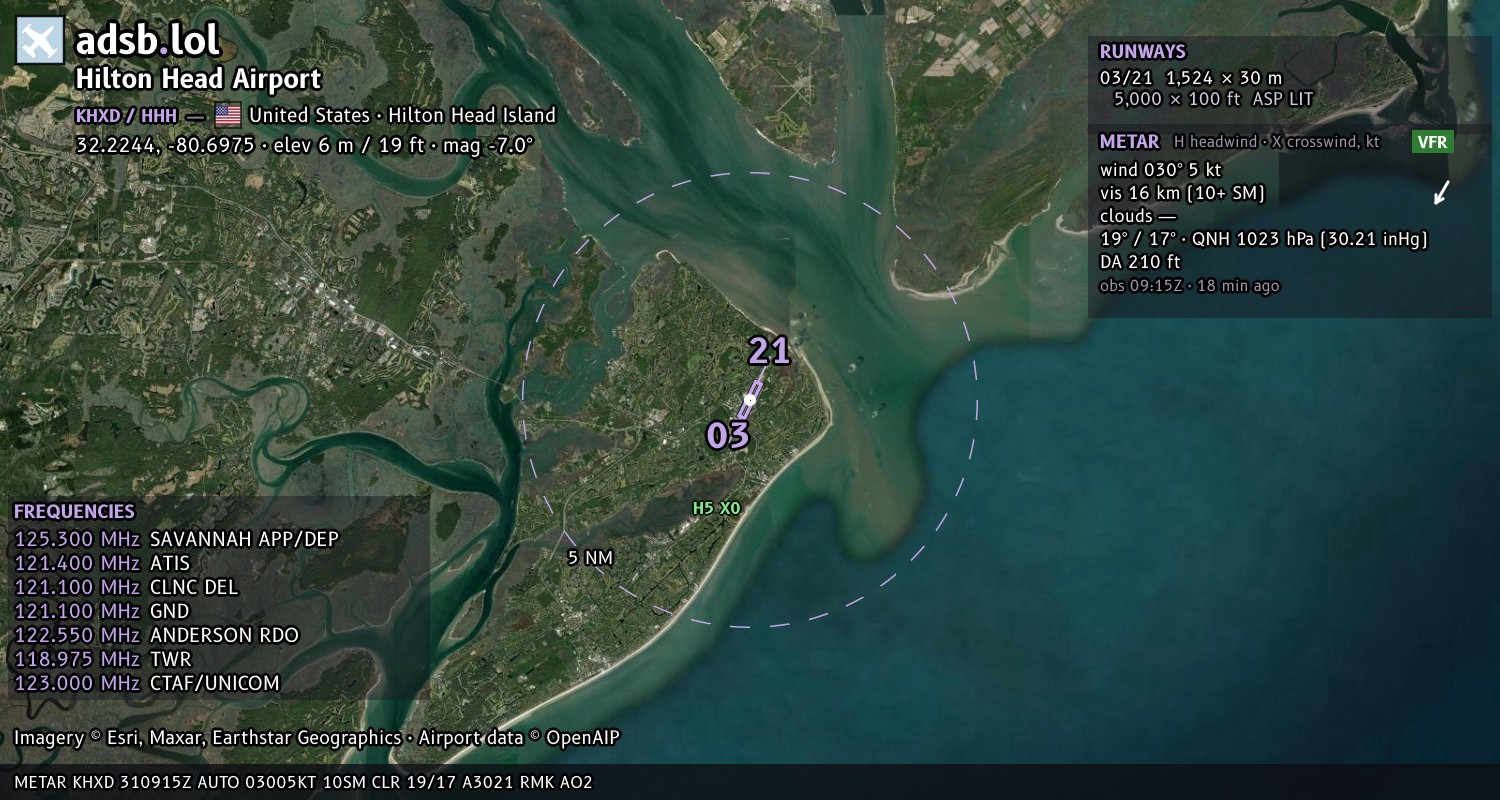 Satellite map with the runway layout of Hilton Head Airport (KHXD)