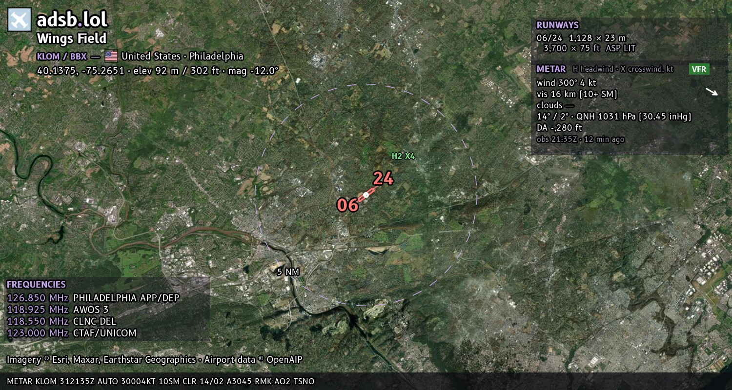 Satellite map with the runway layout of Wings Field (KLOM)