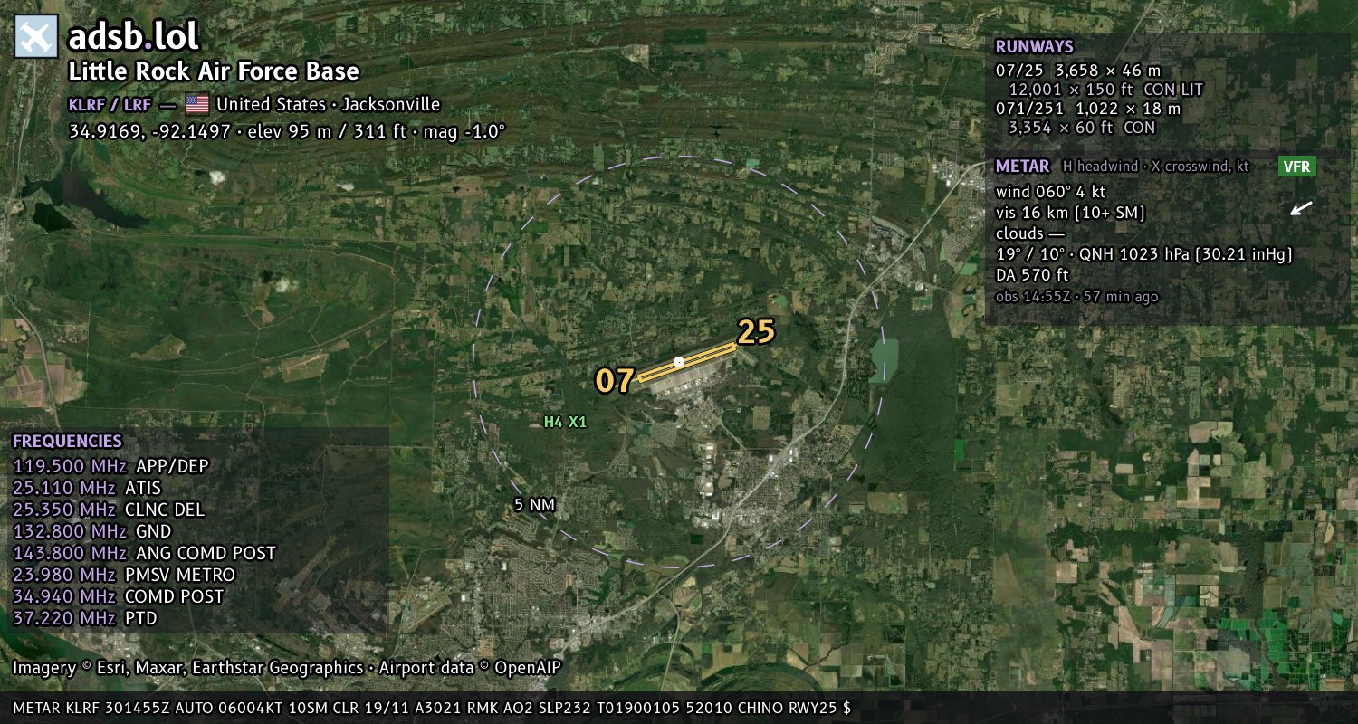 Satellite map with the runway layout of Little Rock Air Force Base (KLRF)