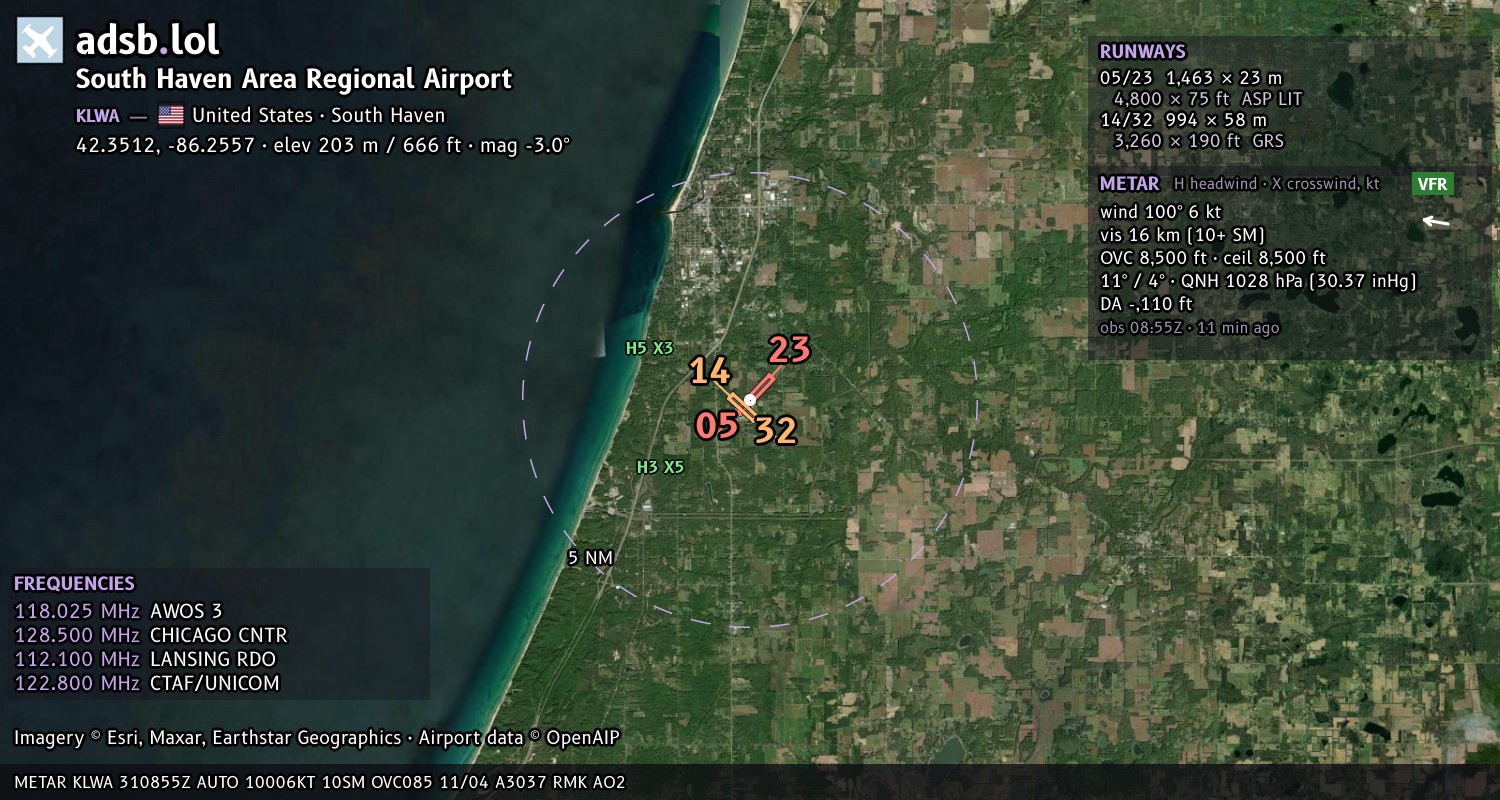 Satellite map with the runway layout of South Haven Area Regional Airport (KLWA)