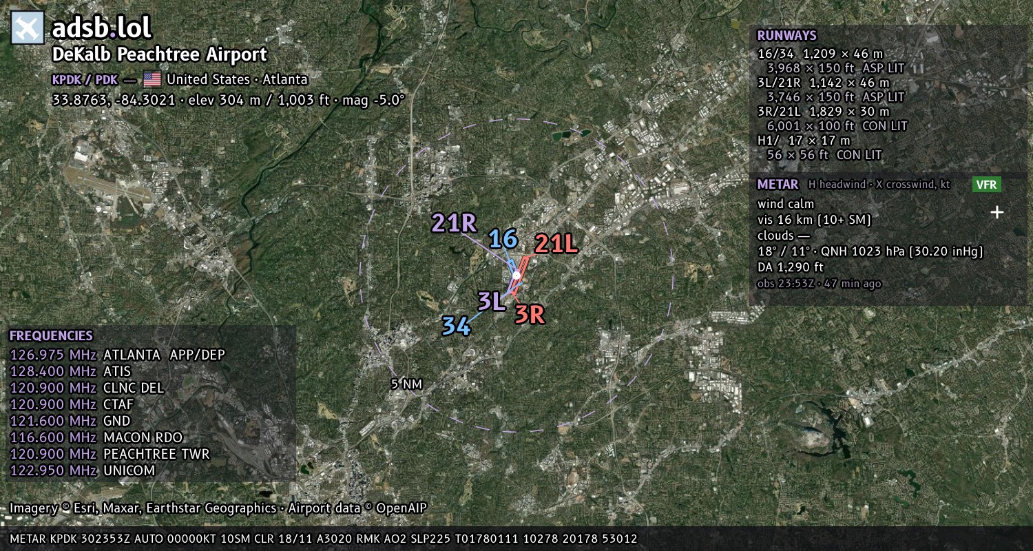 Satellite map with the runway layout of DeKalb Peachtree Airport (KPDK)