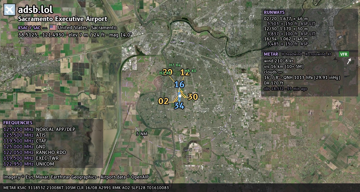 Satellite map with the runway layout of Sacramento Executive Airport (KSAC)