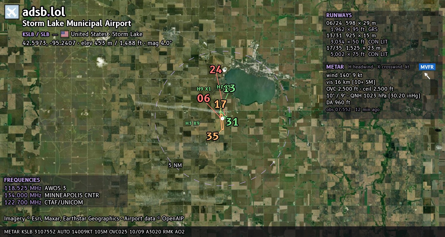 Satellite map with the runway layout of Storm Lake Municipal Airport (KSLB)