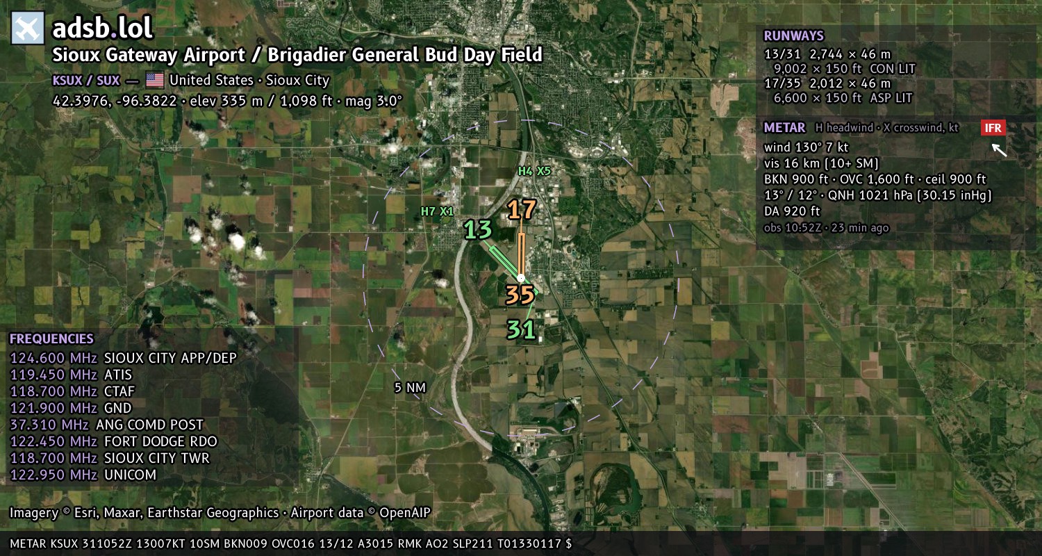 Satellite map with the runway layout of Sioux Gateway Airport / Brigadier General Bud Day Field (KSUX)