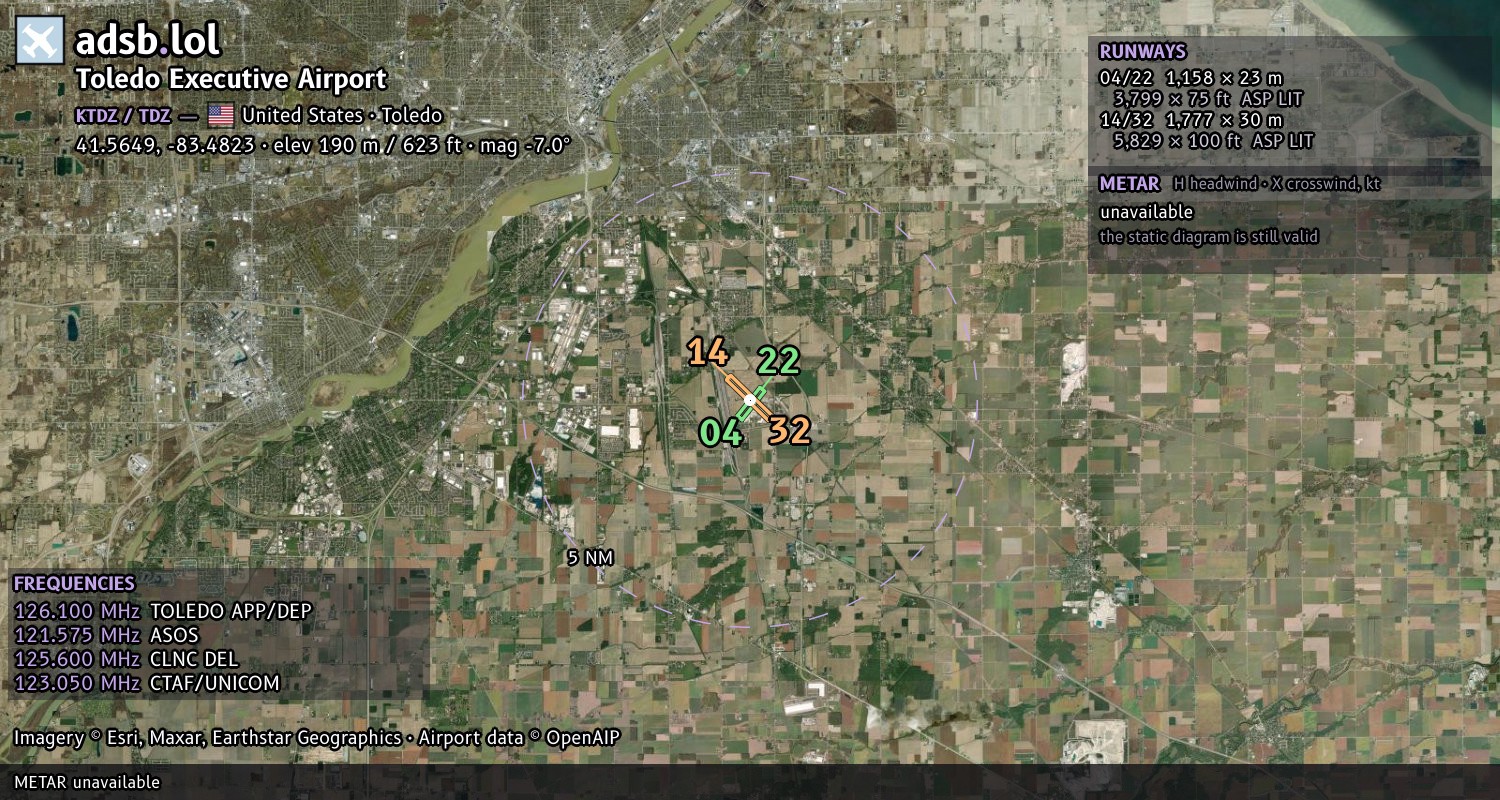Satellite map with the runway layout of Toledo Executive Airport (KTDZ)