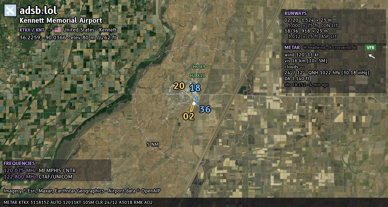 Satellite map with the runway layout of Kennett Memorial Airport (KTKX)