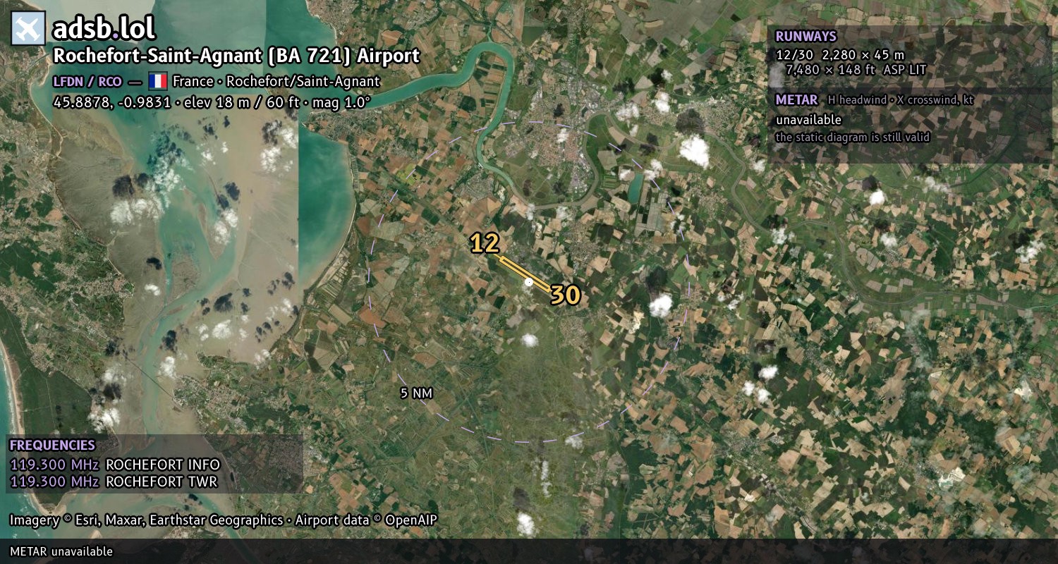 Satellite map with the runway layout of Rochefort-Saint-Agnant (BA 721) Airport (LFDN)