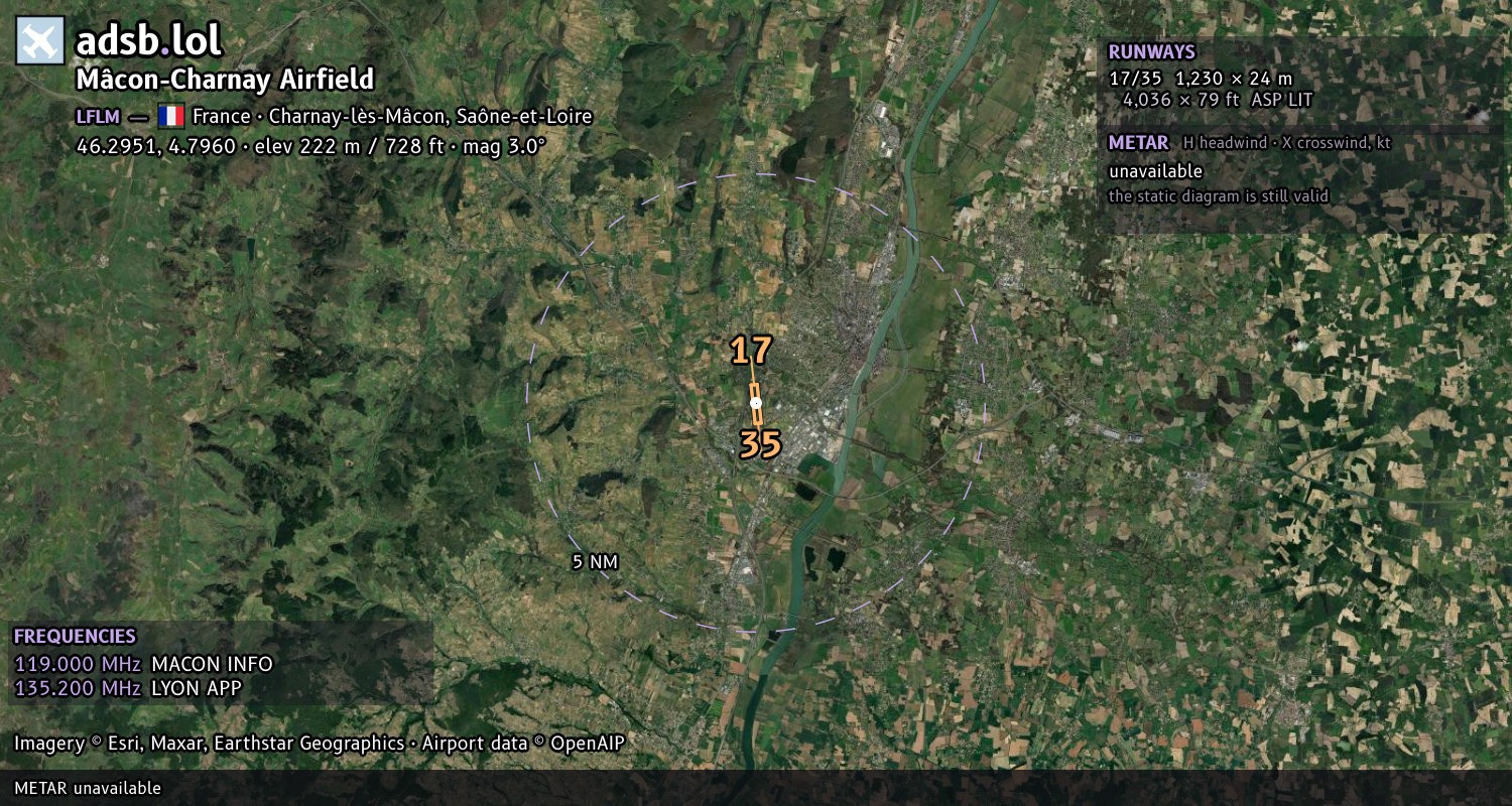 Satellite map with the runway layout of Mâcon-Charnay Airfield (LFLM)