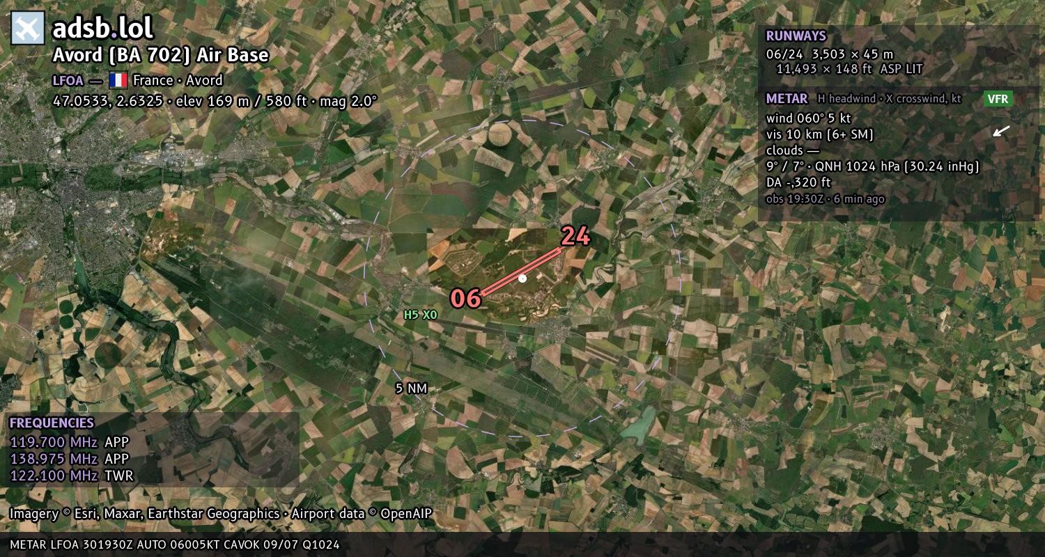 Satellite map with the runway layout of Avord (BA 702) Air Base (LFOA)