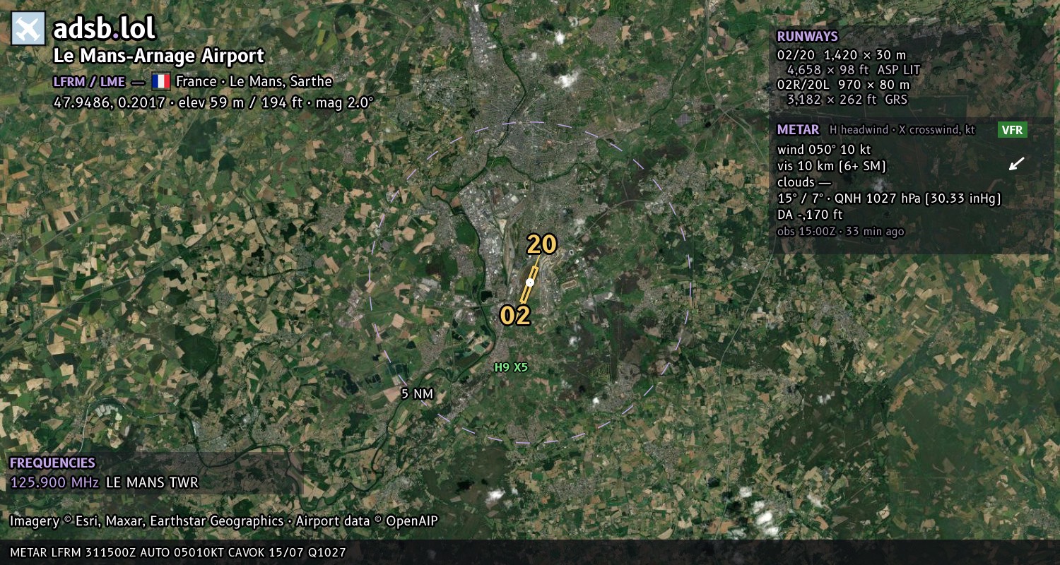 Satellite map with the runway layout of Le Mans-Arnage Airport (LFRM)
