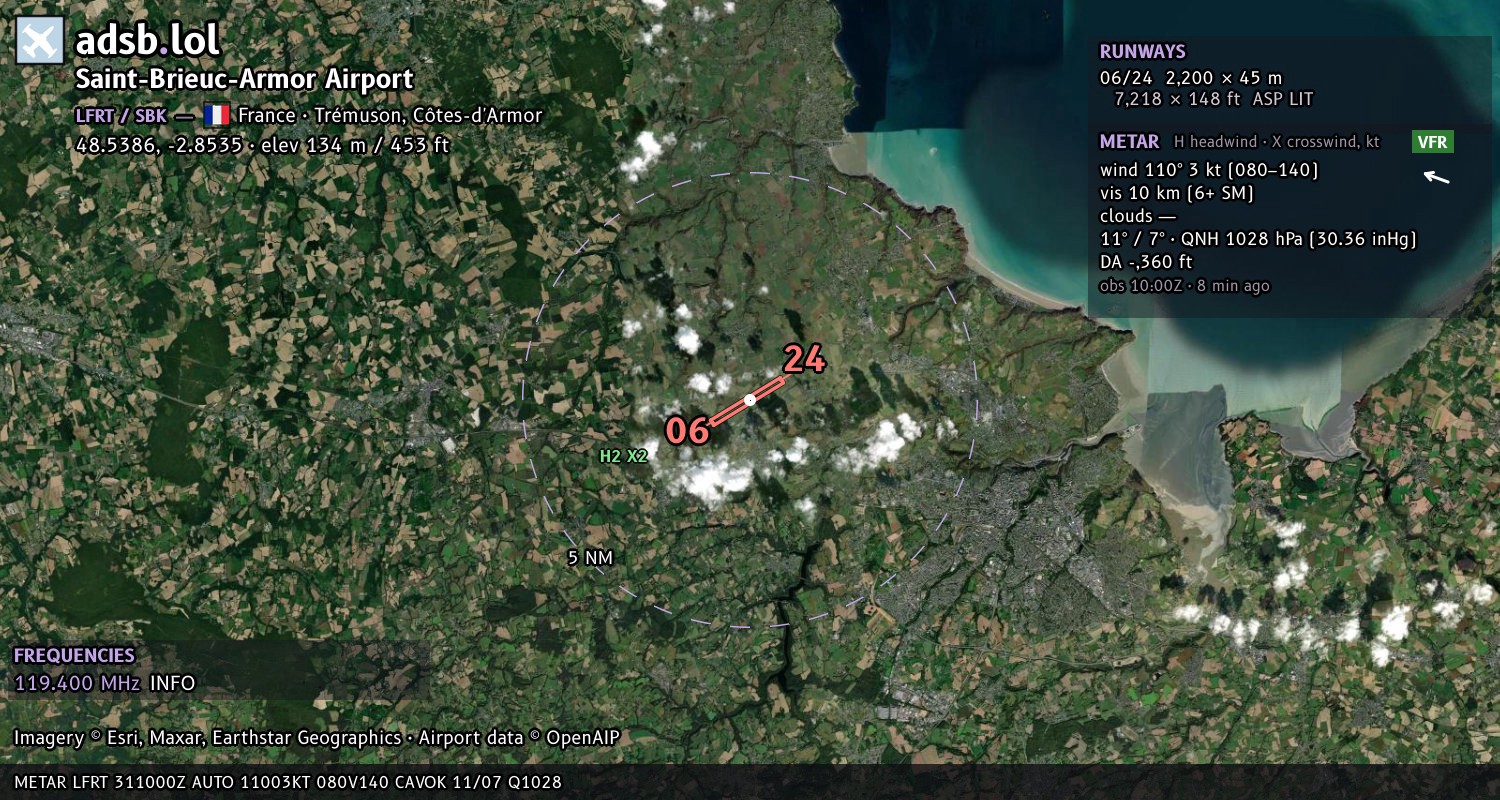 Satellite map with the runway layout of Saint-Brieuc-Armor Airport (LFRT)