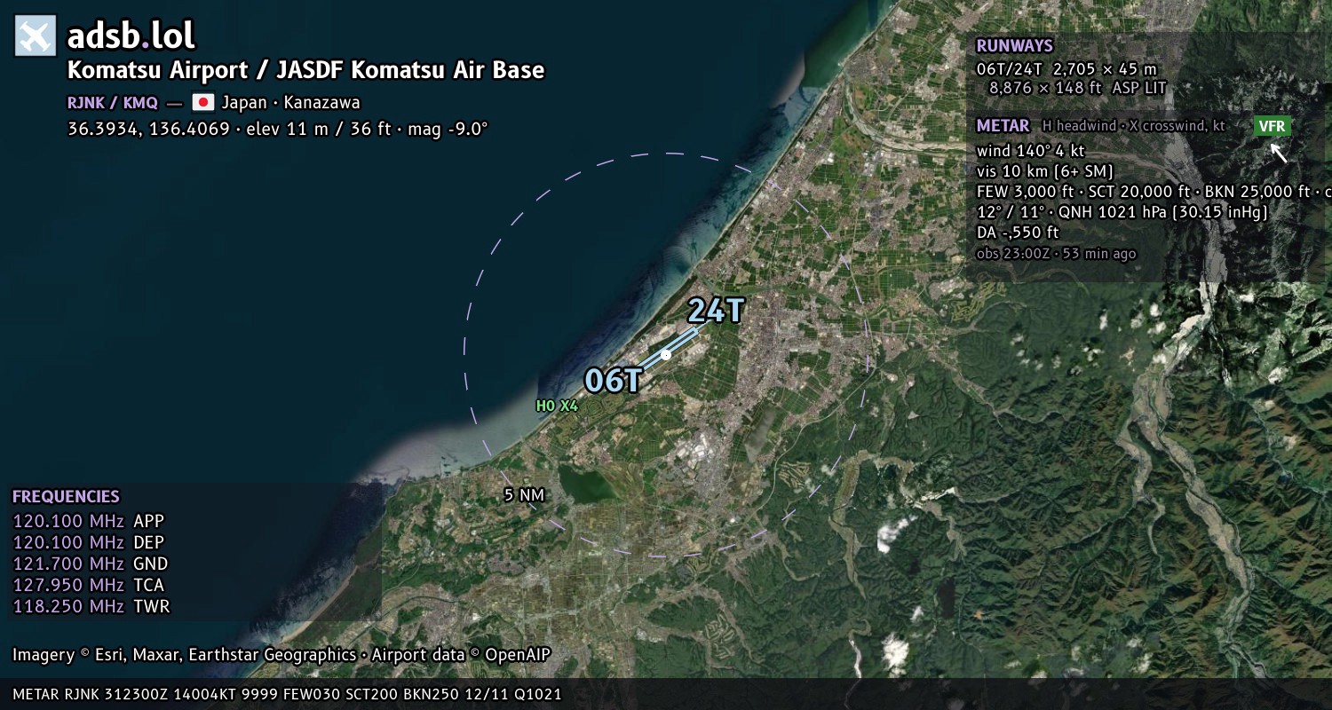 Satellite map with the runway layout of Komatsu Airport / JASDF Komatsu Air Base (RJNK)