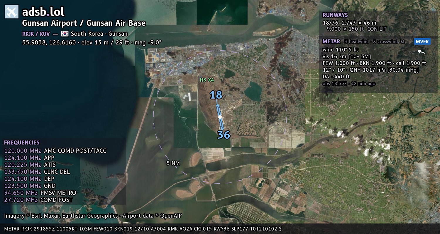Satellite map with the runway layout of Gunsan Airport / Gunsan Air Base (RKJK)