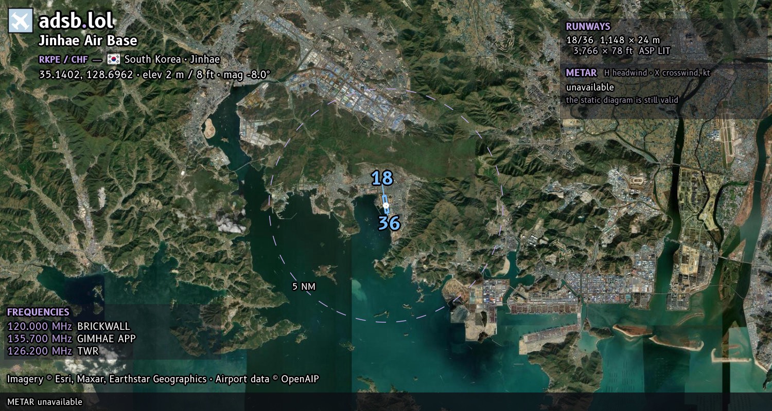 Satellite map with the runway layout of Jinhae Air Base (RKPE)