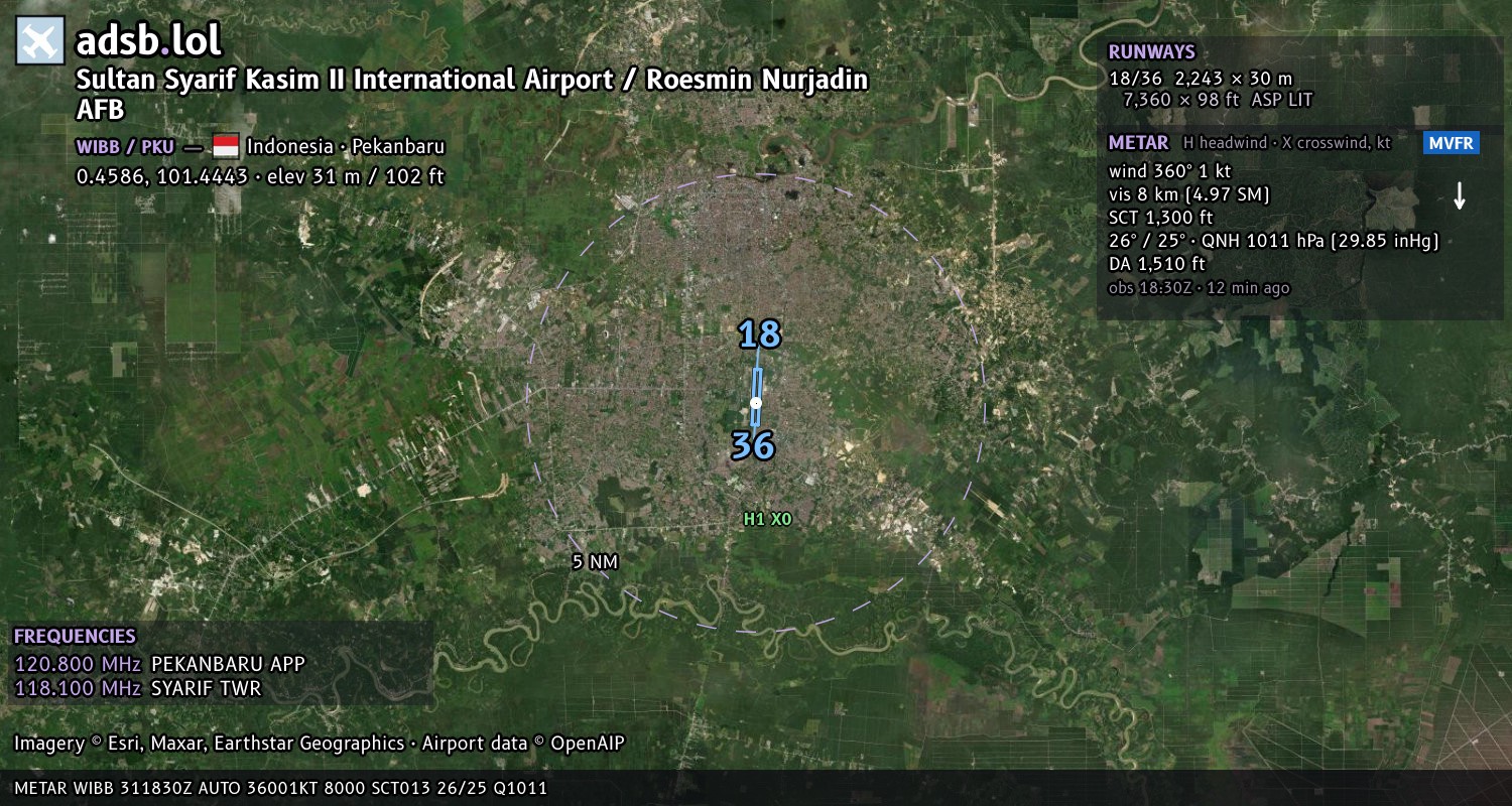 Satellite map with the runway layout of Sultan Syarif Kasim II International Airport / Roesmin Nurjadin AFB (WIBB)